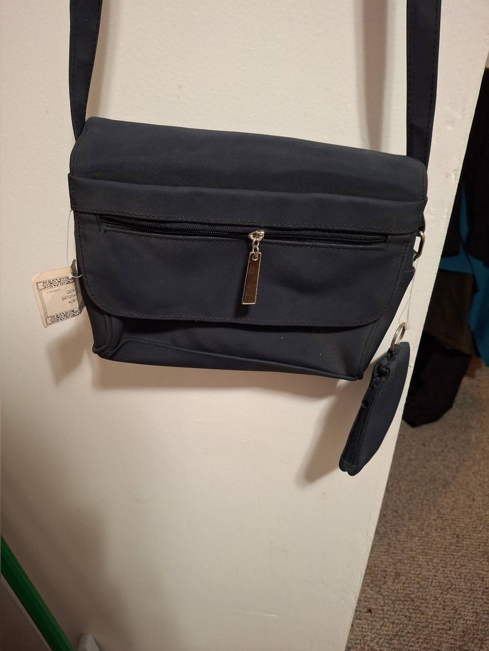 Black Crossbody Shoulder Bag - Compact Everyday Carry